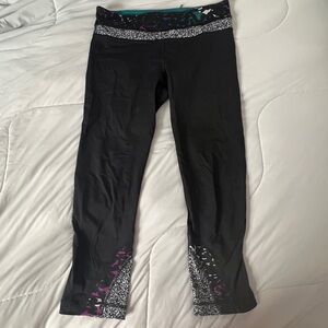 Lululemon black colorful leggings
